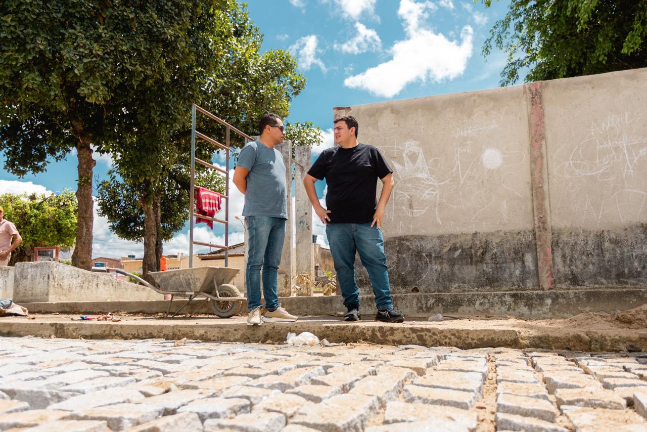 Prefeitura de Rio Largo avança com pavimentação e drenagem no Parque dos Eucaliptos