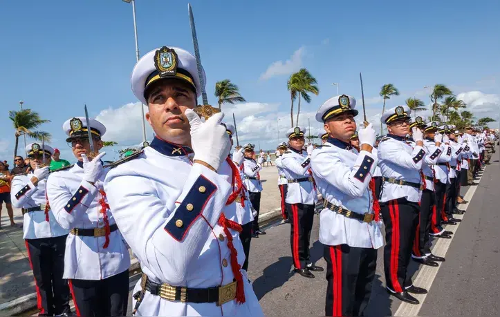 Avenida da Paz recebe tradicional desfile cívico-militar de 7 de Setembro