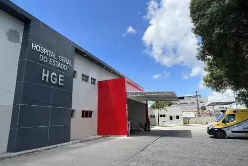 Festa em condomínio no B. Bentes acaba em tiro e prisão após entregador ser baleado