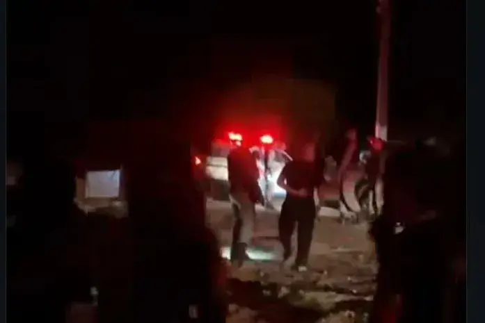 Homem é morto com 30 disparos e suspeitos trocam tiros com a PM na AL-101 Norte