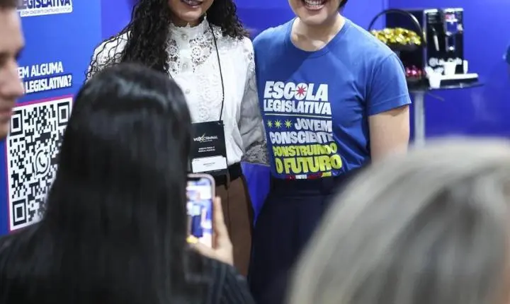 Deputada Gabi Gonçalves defende protagonismo jovem em um dos maiores congressos de direito do Brasil 