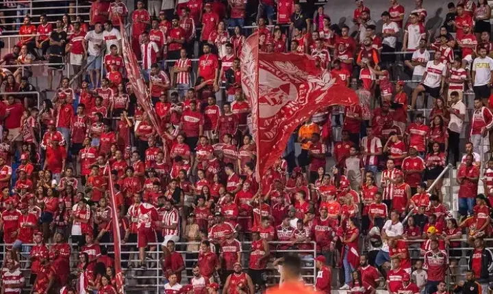 Durante jogo do CRB, homem com mandado de prisão é localizado e preso no Estádio Rei Pelé